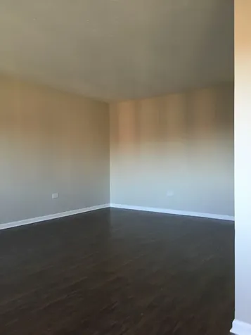 8631 West Foster Avenue Chicago IL 60656