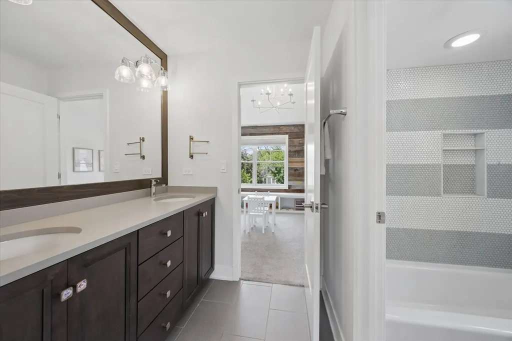 817 South Clay Street Hinsdale IL 60521
