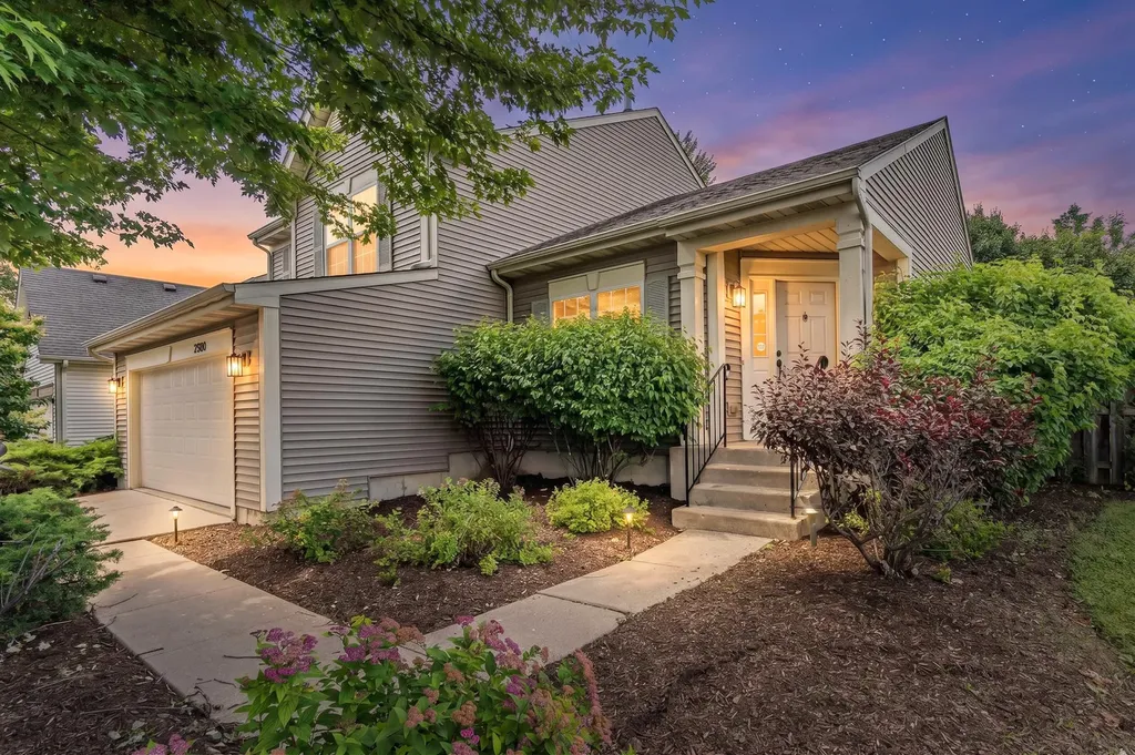 25880 West Brooks Farm Road Round Lake IL 60073