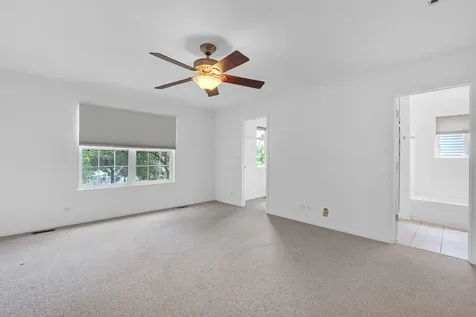 25880 West Brooks Farm Road Round Lake IL 60073