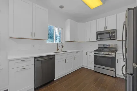 25880 West Brooks Farm Road Round Lake IL 60073