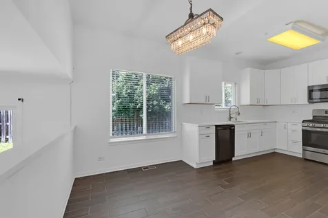 25880 West Brooks Farm Road Round Lake IL 60073