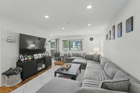 491 East Fawn Lane Palatine IL 60074