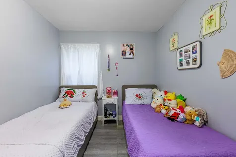 389 West 12th Street Chicago Heights IL 60411