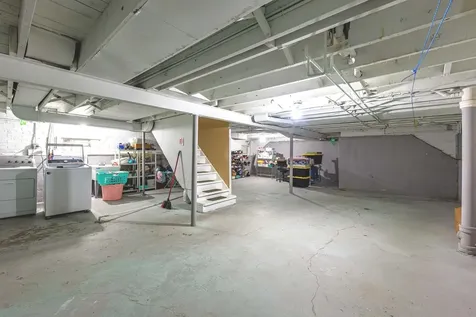 389 West 12th Street Chicago Heights IL 60411
