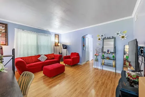 389 West 12th Street Chicago Heights IL 60411