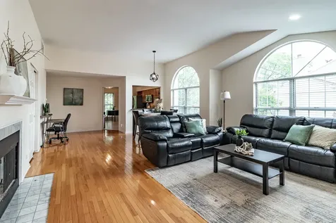 789 Grosse Pointe Circle Vernon Hills IL 60061