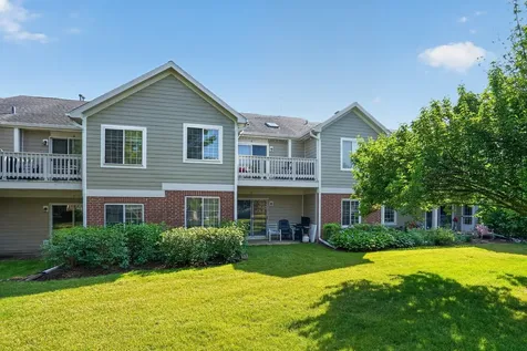 2434 Charleston Drive Schaumburg IL 60193