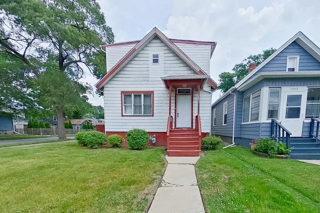 12603 Elm Street Blue Island IL 60406