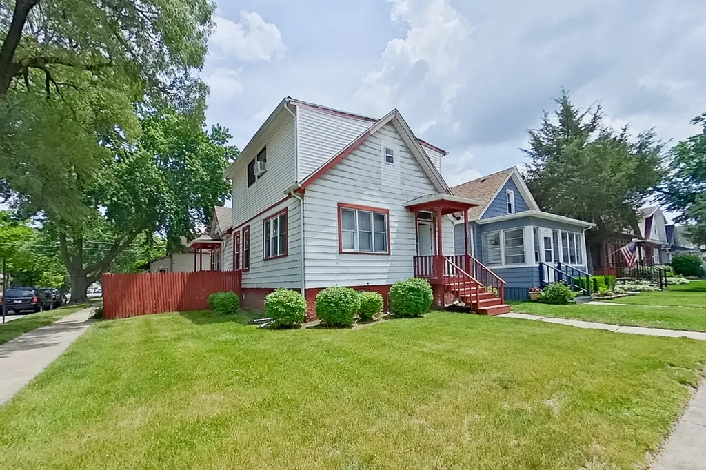 12603 Elm Street Blue Island IL 60406