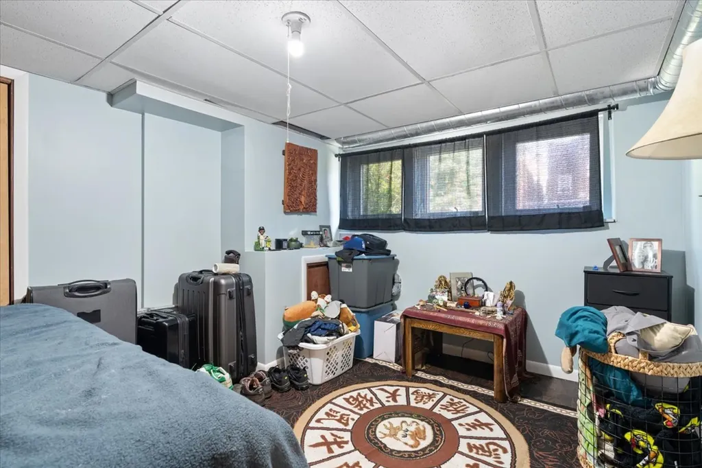 4131 West Nelson Street Chicago IL 60641