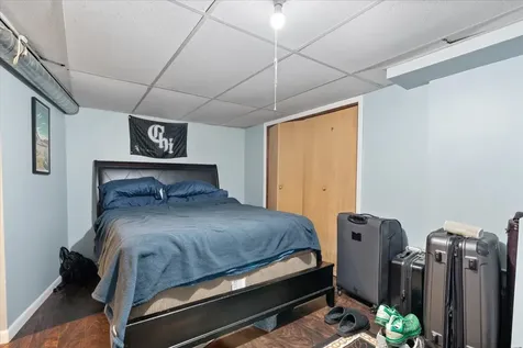4131 West Nelson Street Chicago IL 60641