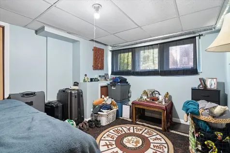 4131 West Nelson Street Chicago IL 60641