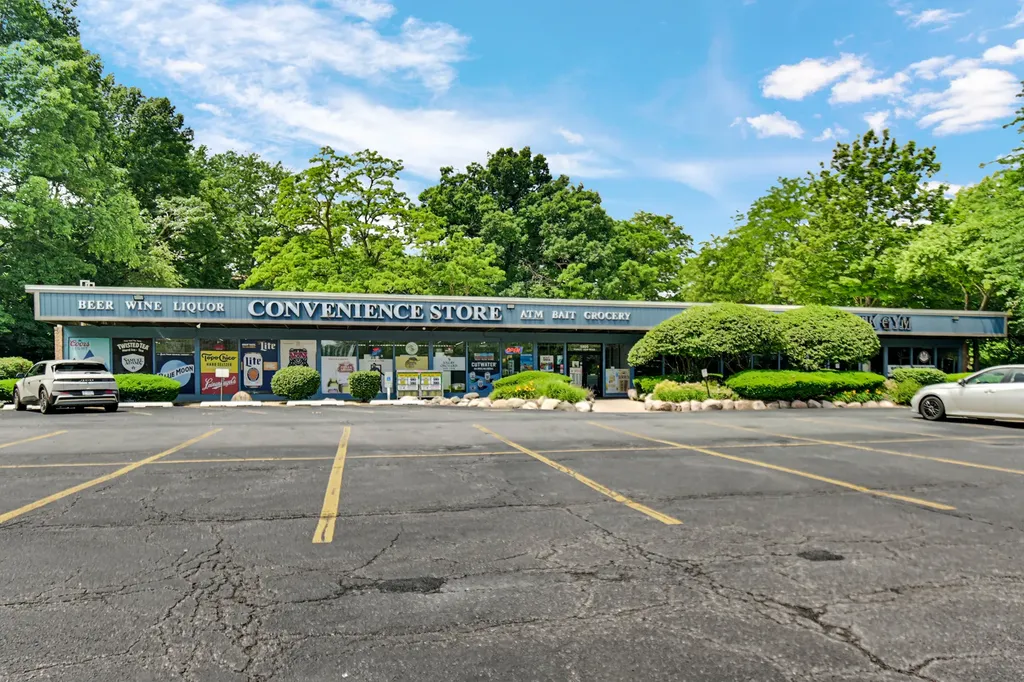 5503 Lakeside Drive Lisle IL 60532