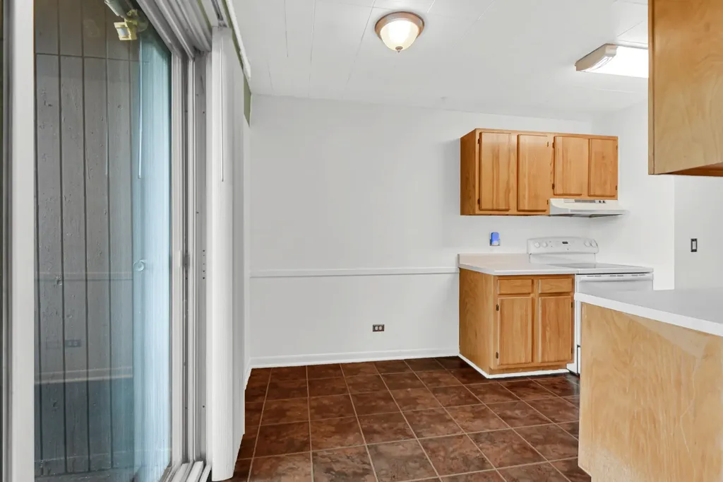 5503 Lakeside Drive Lisle IL 60532