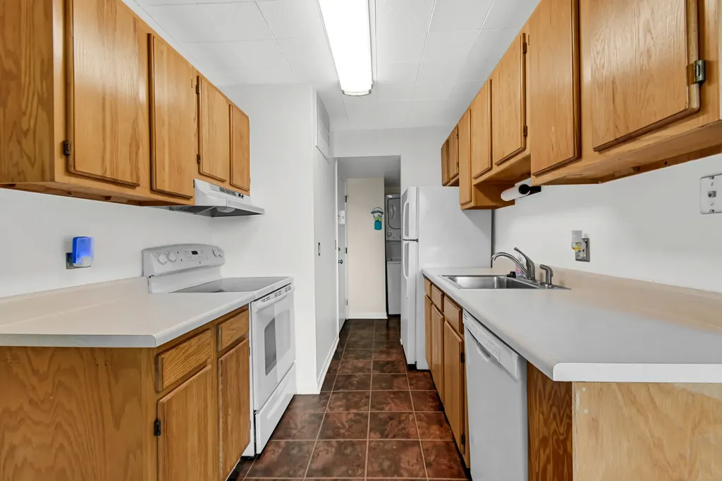 5503 Lakeside Drive Lisle IL 60532