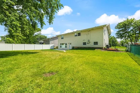 1030 Cobble Hill Court Hoffman Estates IL 60169