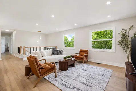 1030 Cobble Hill Court Hoffman Estates IL 60169
