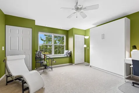 1535 Auburn Lane Gurnee IL 60031
