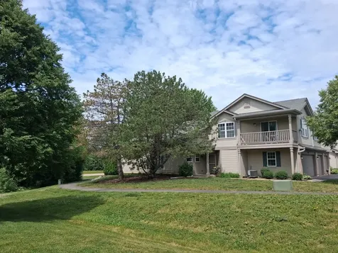1535 Auburn Lane Gurnee IL 60031