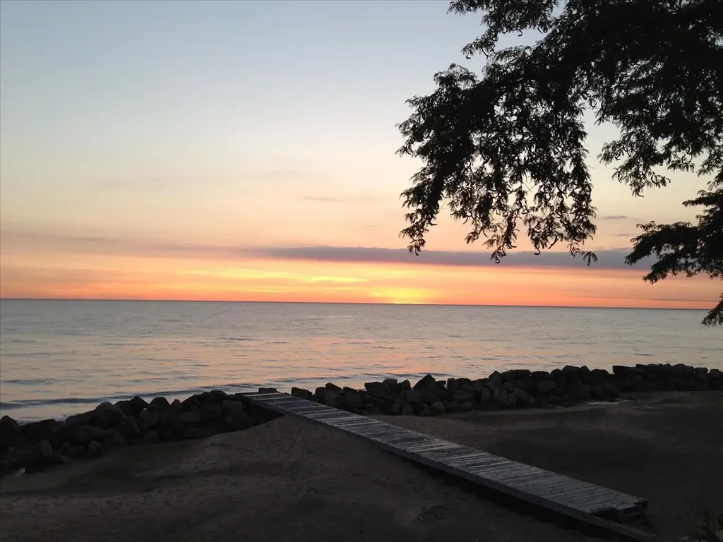 1616 Sheridan Road Wilmette IL 60091