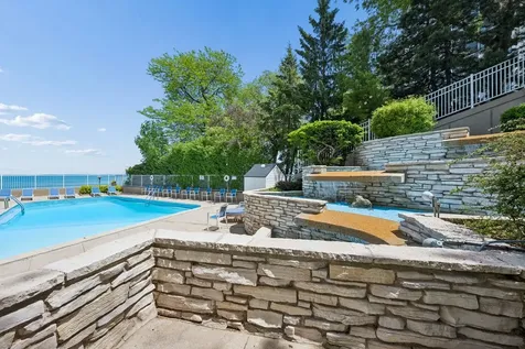 1616 Sheridan Road Wilmette IL 60091