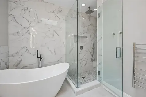 5054 West Berwyn Avenue Chicago IL 60630