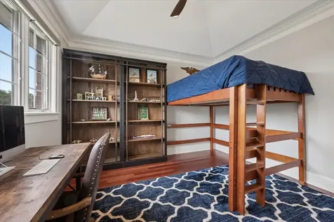 5054 West Berwyn Avenue Chicago IL 60630