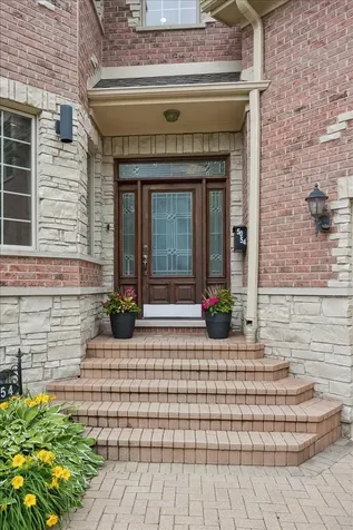 5054 West Berwyn Avenue Chicago IL 60630