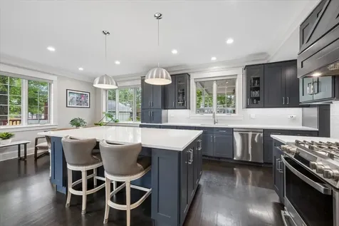 5054 West Berwyn Avenue Chicago IL 60630