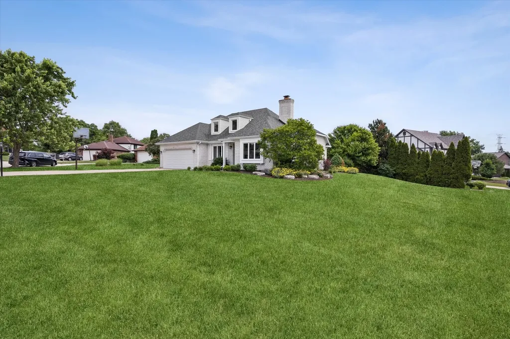 8300 Chelsea Lane Willow Springs IL 60480