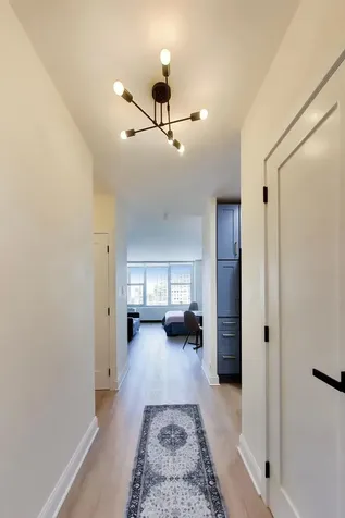777 North Michigan Avenue Chicago IL 60611