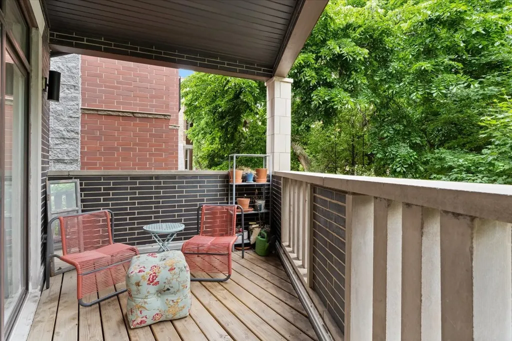 2726 West Cortez Avenue Chicago IL 60622