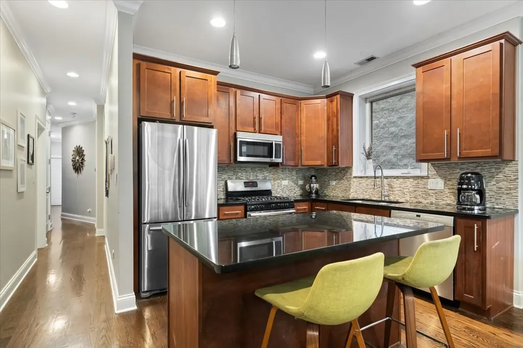 2726 West Cortez Avenue Chicago IL 60622