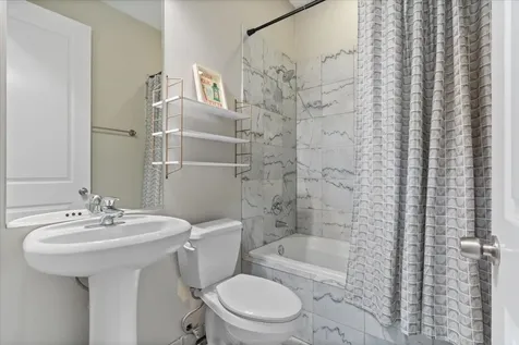 2726 West Cortez Avenue Chicago IL 60622