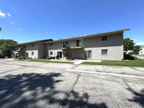 1342 South 14th Street St. Charles IL 60174