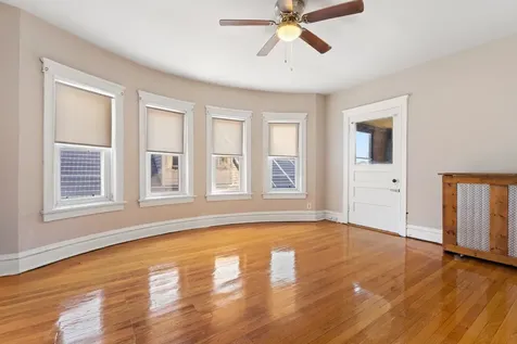 2051 East 72nd Place Chicago IL 60649