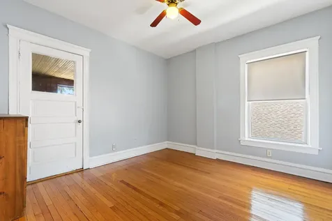 2051 East 72nd Place Chicago IL 60649