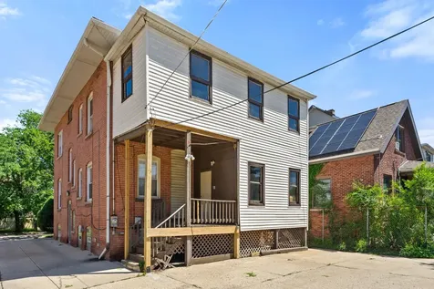 2051 East 72nd Place Chicago IL 60649