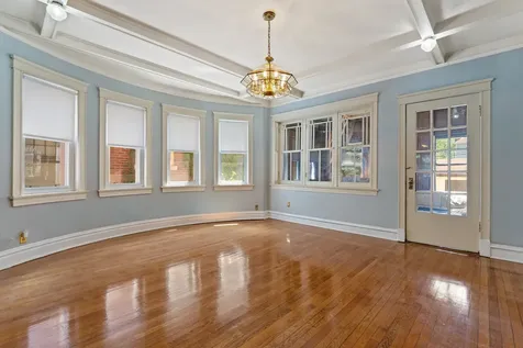 2051 East 72nd Place Chicago IL 60649