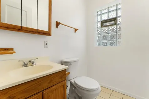 2051 East 72nd Place Chicago IL 60649