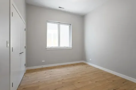 2522 West Addison Street Chicago IL 60618