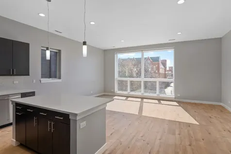 2522 West Addison Street Chicago IL 60618