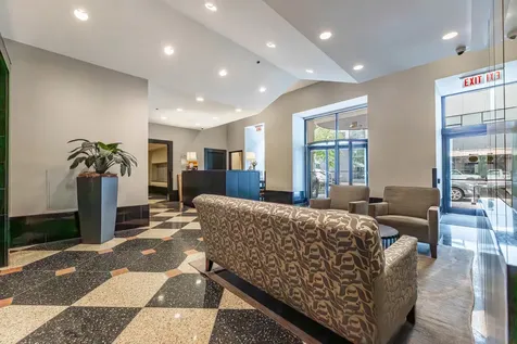 111 West Maple Street Chicago IL 60610
