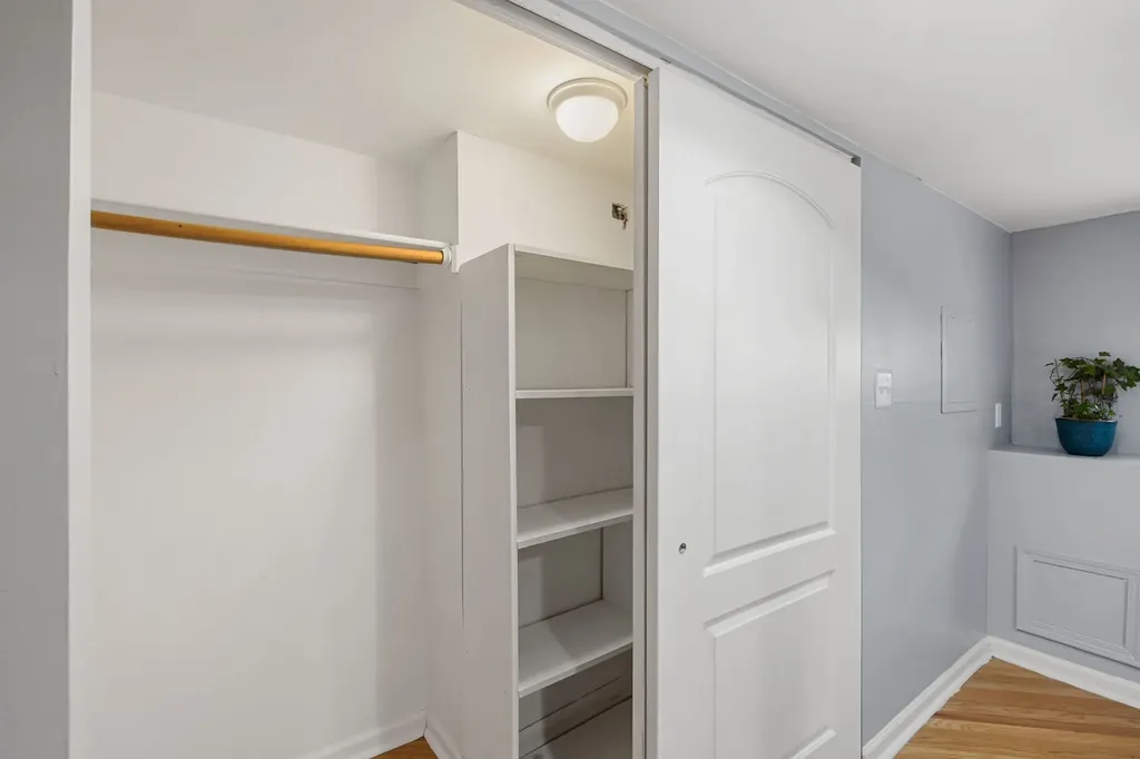 6141 North Maplewood Avenue Chicago IL 60659