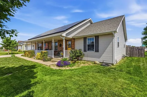 302 Zehr Lane Fisher IL 61843