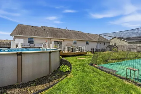 302 Zehr Lane Fisher IL 61843