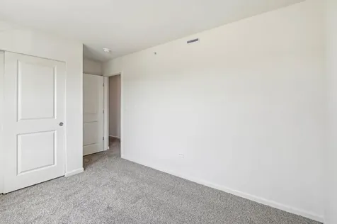 1372 Foxglove Drive Bartlett IL 60103