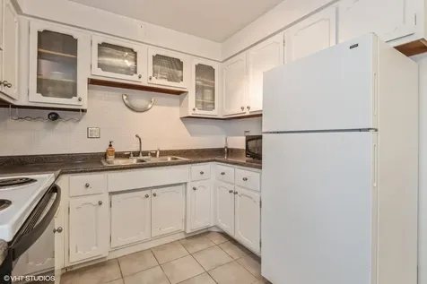 1125 West Lunt Avenue Chicago IL 60626
