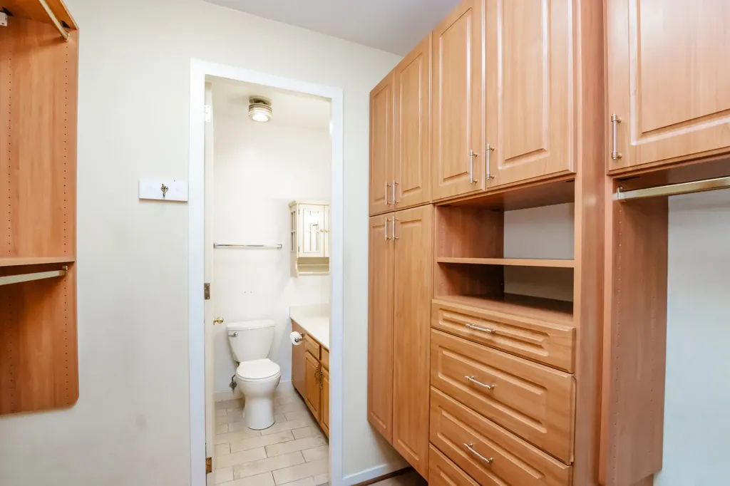 3041 South Michigan Avenue Chicago IL 60616